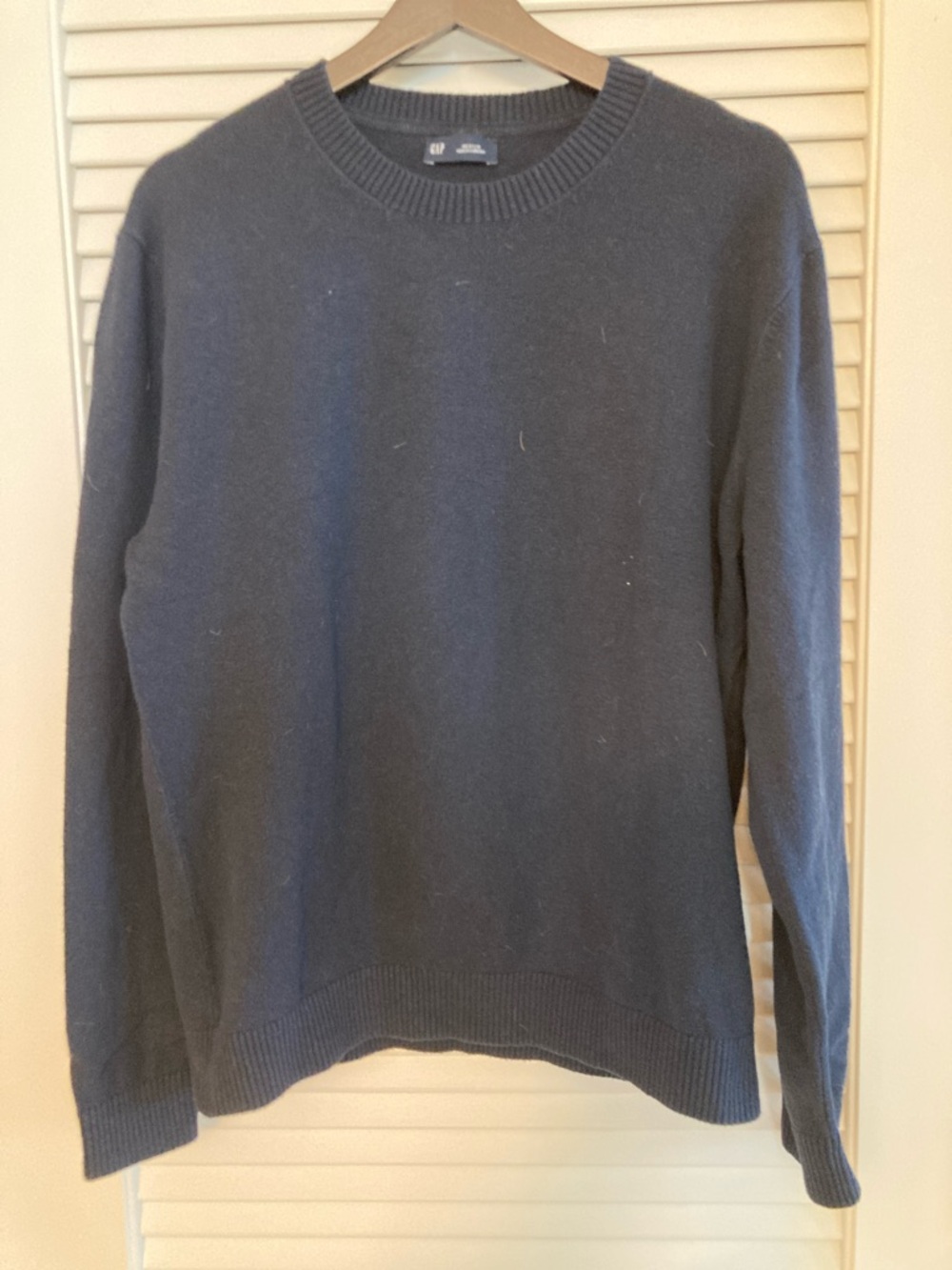 GAP Cashsoft Men’s Classic Navy Crew Neck Sweater (Size M)